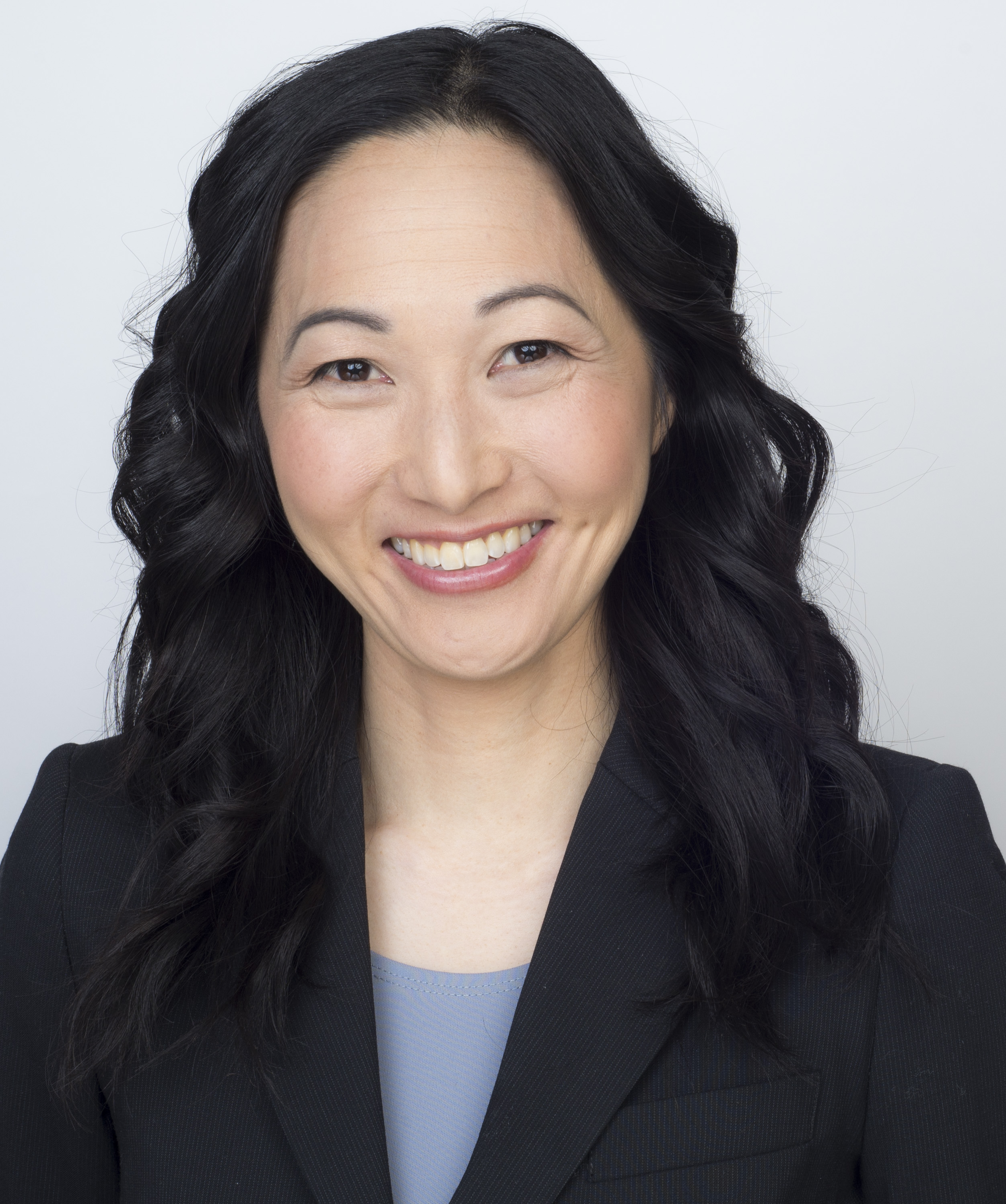 HeadshotCopyright2016JulielynnWongMD.png