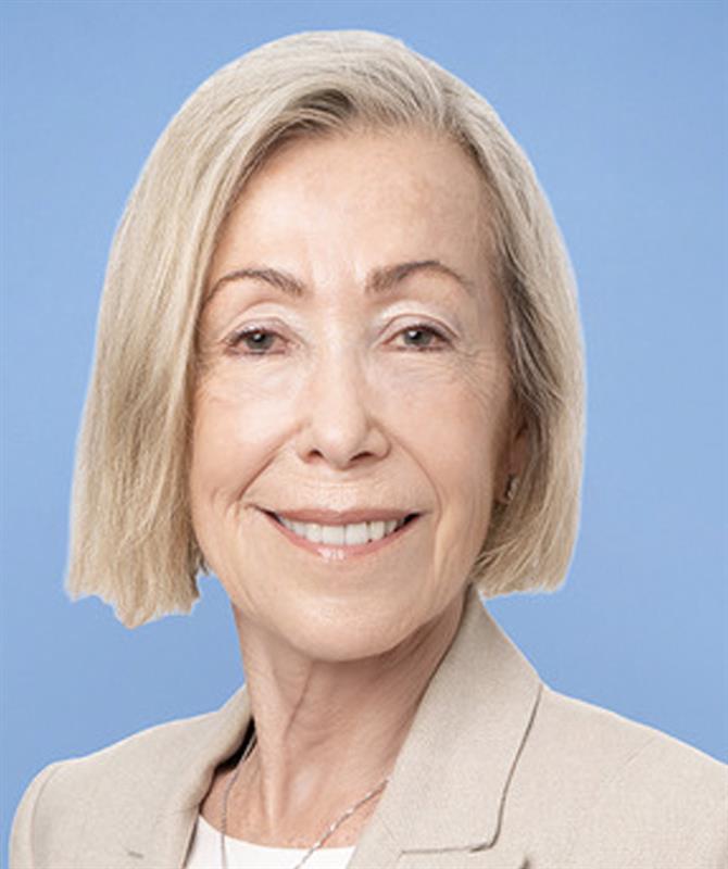 Debbie Fischer